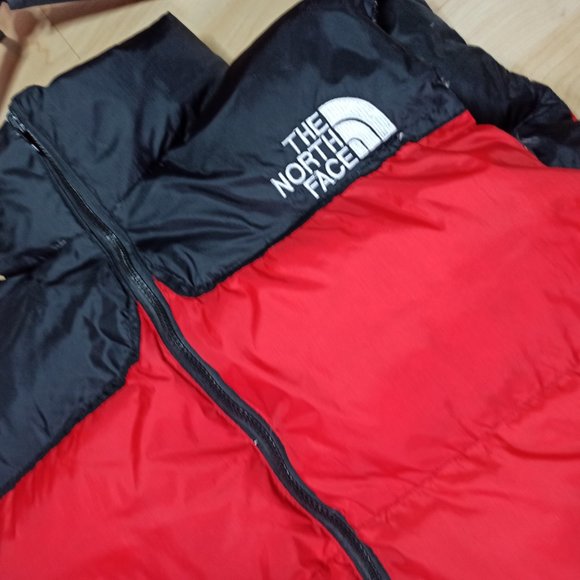 The North Face 1996 NUPSTE VEST 700 Goose Down RED - Picture 2 of 8